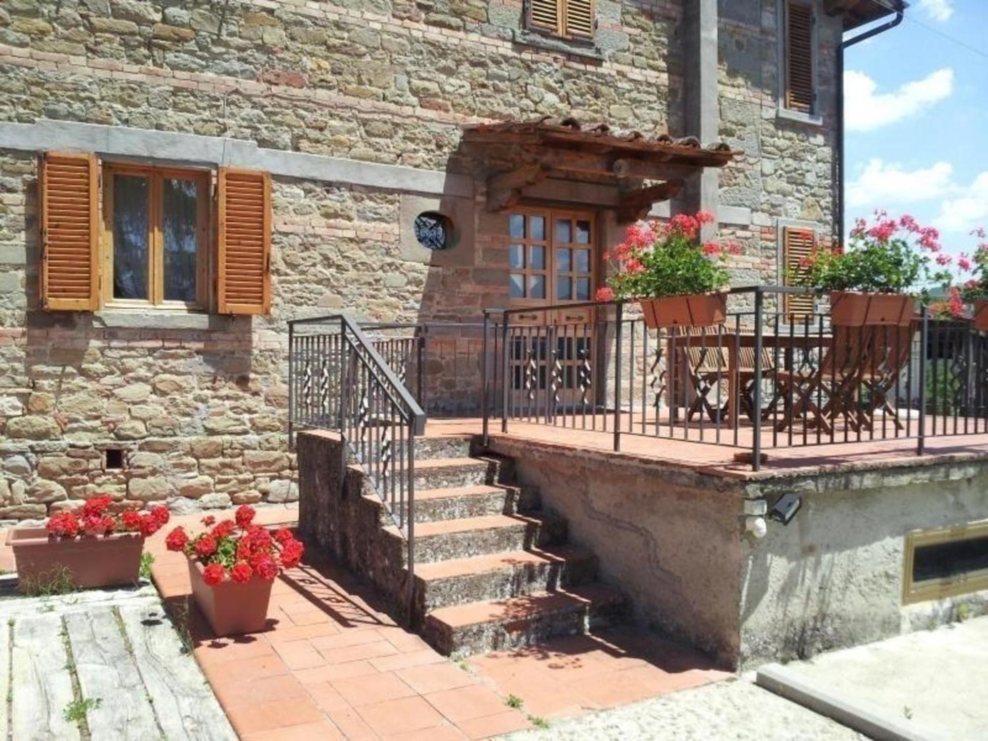 Rustikales Natursteinhaus In Der Toskana Mit Gemeinschaftlichem Garten Und Pool Villa Pratovecchio Exterior foto